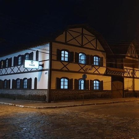 Casa Blanca Pousada Hotel Sao Lourenco  Εξωτερικό φωτογραφία